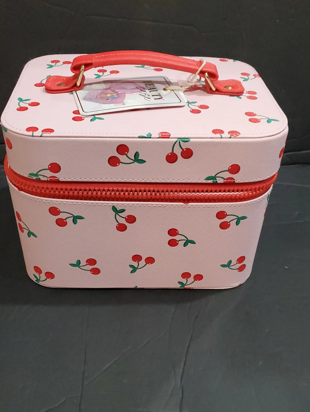Cherry printed pink beauty makeup cosmetics medium sized hard train case new